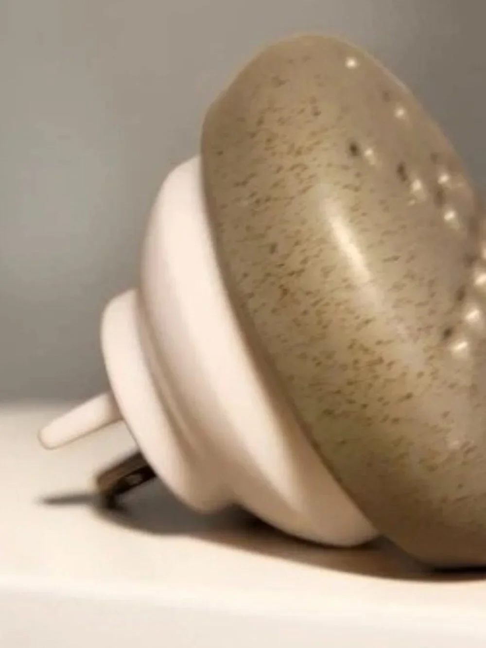Airome Pluggable Essential Oil Diffuser - Spa Stone Night Light NIB